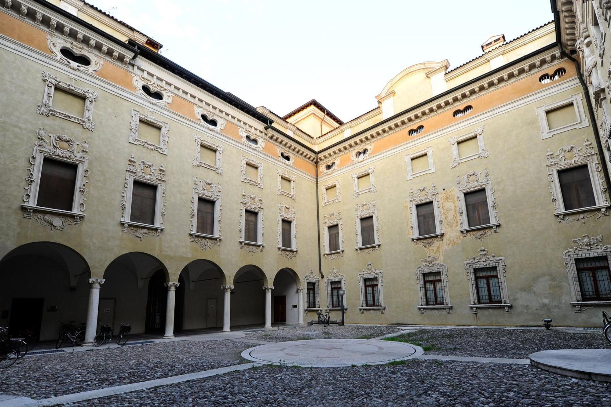 Hotel Casa Museo Palazzo Valenti Gonzaga Mantua Exterior foto